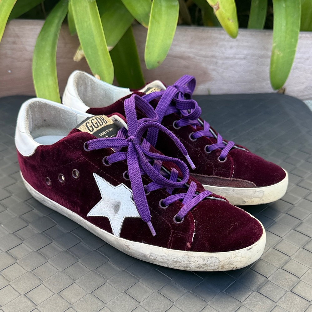 Golden Goose superstar Velvet Sneakers with Purple Laces, sz 39